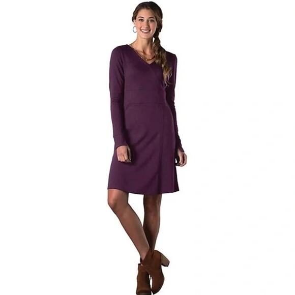 Toad&Co Purple Plum Finlay Athletic Athleisure Dress Outdoor Hiking Active Small - Picture 1 of 4
